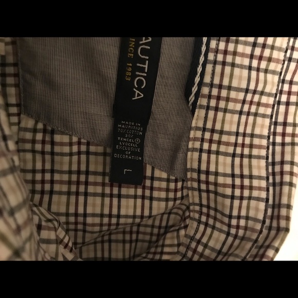Náutica Button Up - Picture 3 of 3